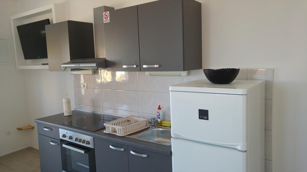 Apartment Perun Podstrana Exterior photo