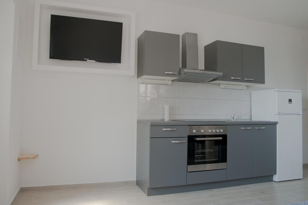 Apartment Perun Podstrana Exterior photo